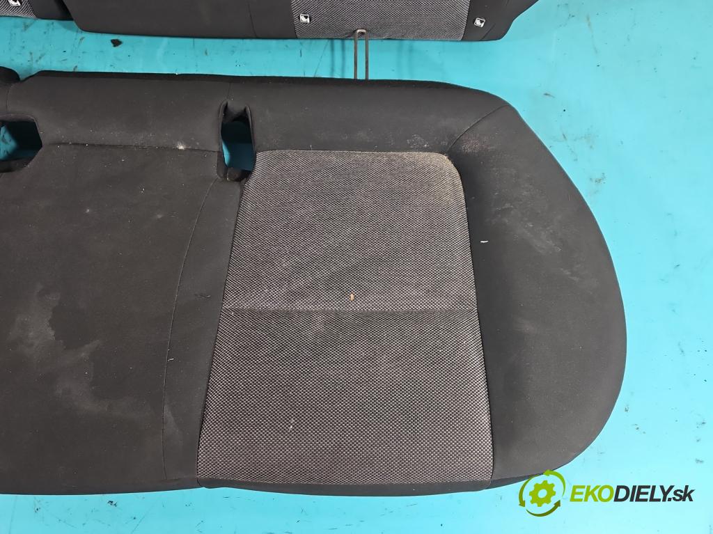 Fiat Tipo II 2015- 1.4 16V 95 HP manual 70 kW 1368 cm3 5- Pohovka: zadné  (Sedačky, sedadlá)