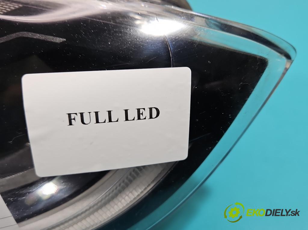 Renault Clio IV 2012-2020 0.9 T 90 HP manual 66 kW 898 cm3 5- Reflektor: pravý 260101766R (Pravé)