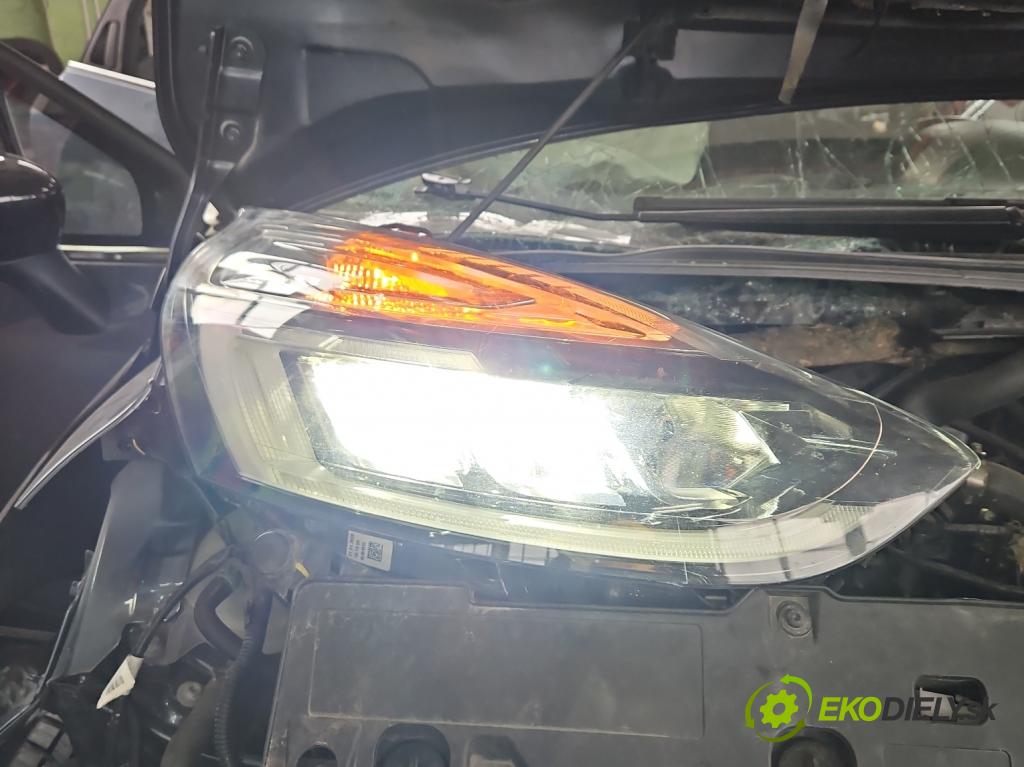 Renault Clio IV 2012-2020 0.9 T 90 HP manual 66 kW 898 cm3 5- Reflektor: pravý 260101766R (Pravé)