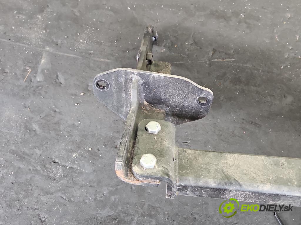 Fiat Tipo II 2015- 1.4 16V 95 hp manual 70 kW 1368 cm3 5- oko tažné  (Tažná zařízení)