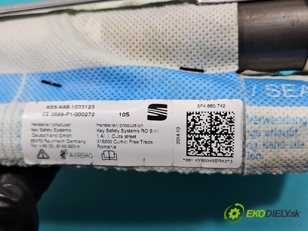 Seat Leon III 2012-2020 2.0 tdi 150 HP manual 110 kW 1968 cm3 5- clona pravé 5F4880742