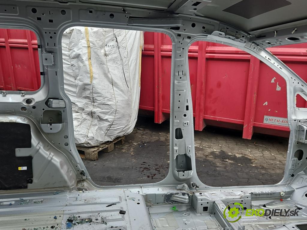 Vw Caddy IV 2020- 2.0 tdi 122 hp manual 90 kW 1968 cm3 5- práh levý  (Ostatní)