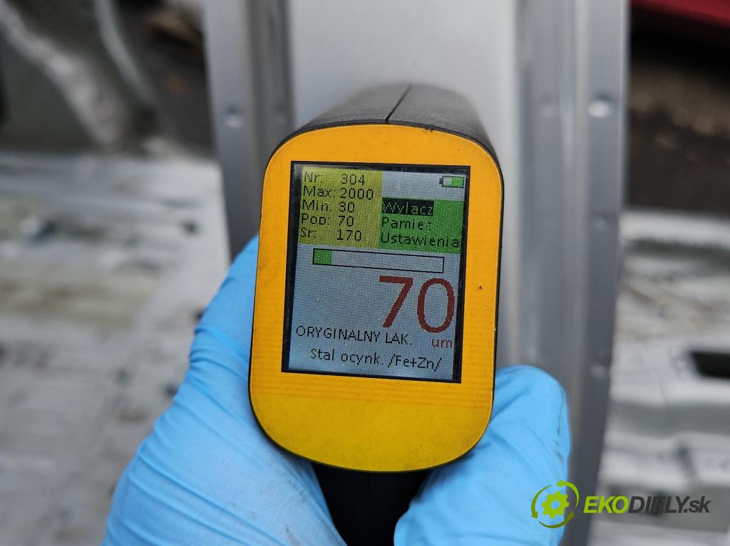 Vw Caddy IV 2020- 2.0 tdi 122 hp manual 90 kW 1968 cm3 5- práh pravý  (Ostatní)