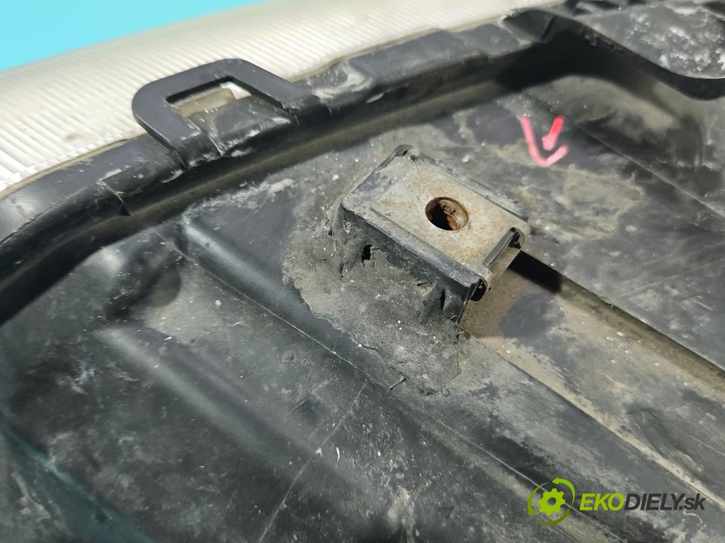 Chrysler Voyager IV 2000-2007 2.8 crdi 150 HP automatic 110 kW 2776 cm3 5- Reflektor: pravý  (Pravé)