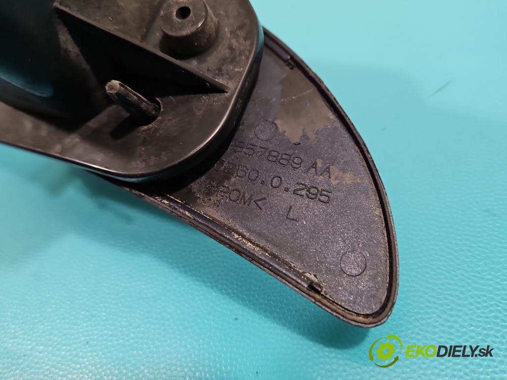 Chrysler Voyager IV 2000-2007 2.8 crdi 150 HP automatic 110 kW 2776 cm3 5- ostrekovač reflektor: ľavý 857889AA (Motorček ostrekovačov)