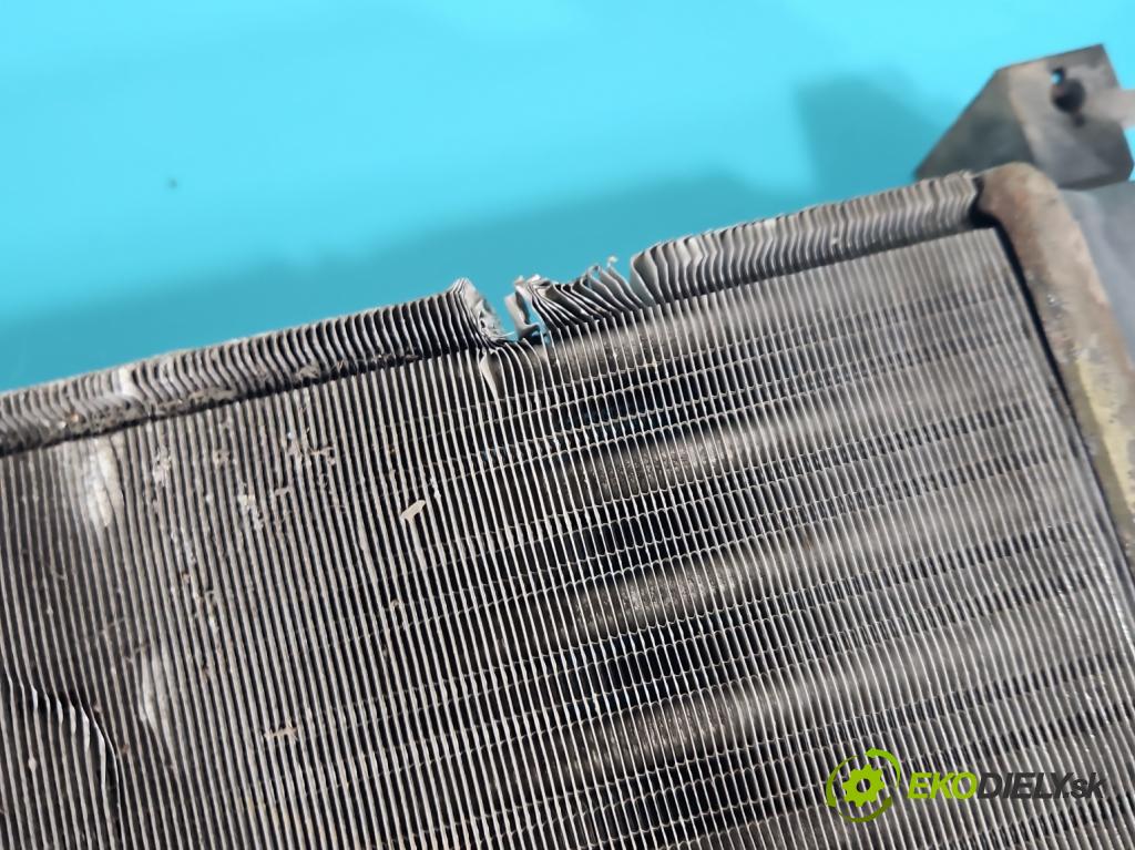 Chrysler Voyager IV 2000-2007 2.8 crdi 150 hp automatic 110 kW 2776 cm3 5- Chladič vody  (Chladiče vody)