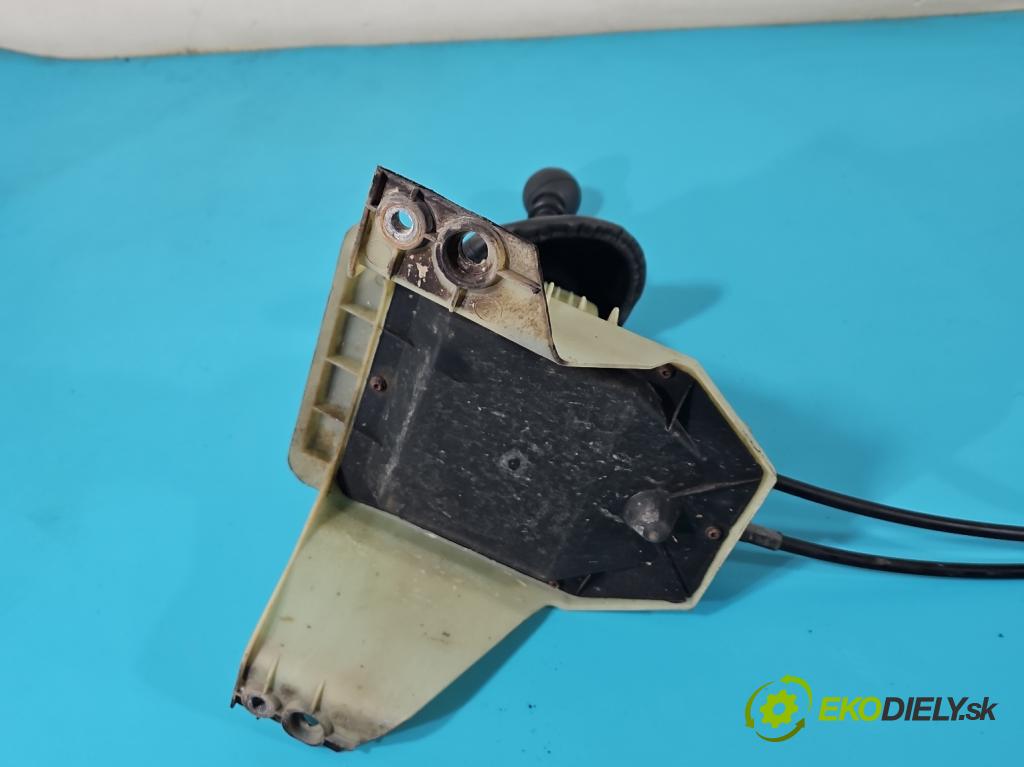 Fiat Punto II 1999-2010 1.2 8V 60 HP manual 44 kW 1242 cm3 5- Páka: Změny: stupeň,rýchlosť 553476700 (Rýchlostné páky / kulisy)