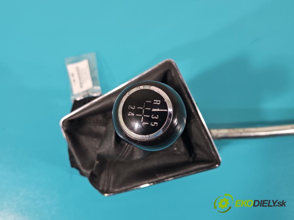 Opel Astra III 2004-2014 1.6 16V 116 HP manual 85 kW 1598 cm3 5- Páka: Změny: stupeň,rýchlosť  (Rýchlostné páky / kulisy)