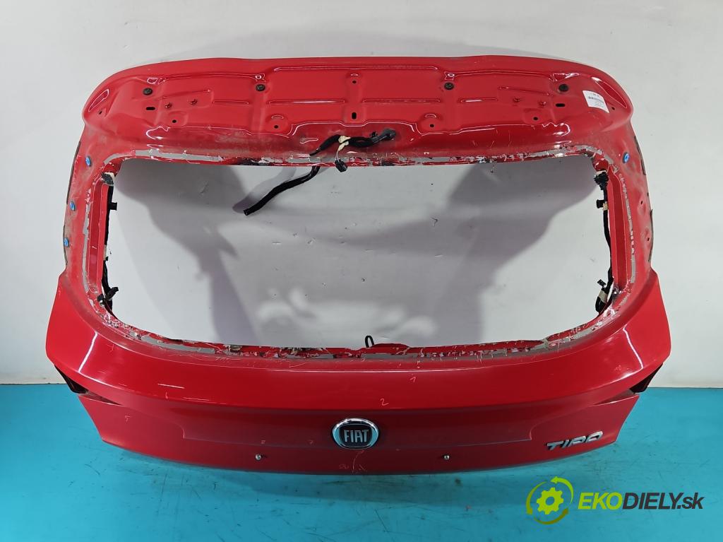 Fiat Tipo II 2015- 1.4 16V 95 hp manual 70 kW 1368 cm3 5- zadní kufrové dveře  (Zadní kapoty)