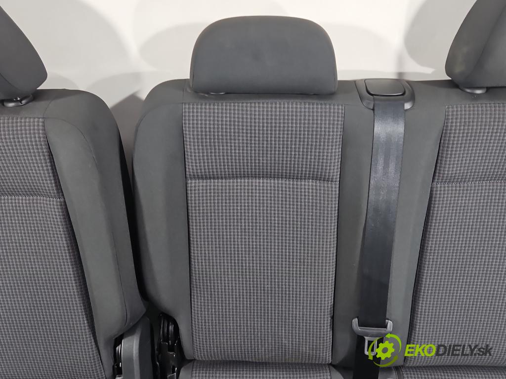 Vw Caddy IV 2020- 2.0 tdi 122 HP manual 90 kW 1968 cm3 5- Pohovka: zadné  (Sedačky, sedadlá)
