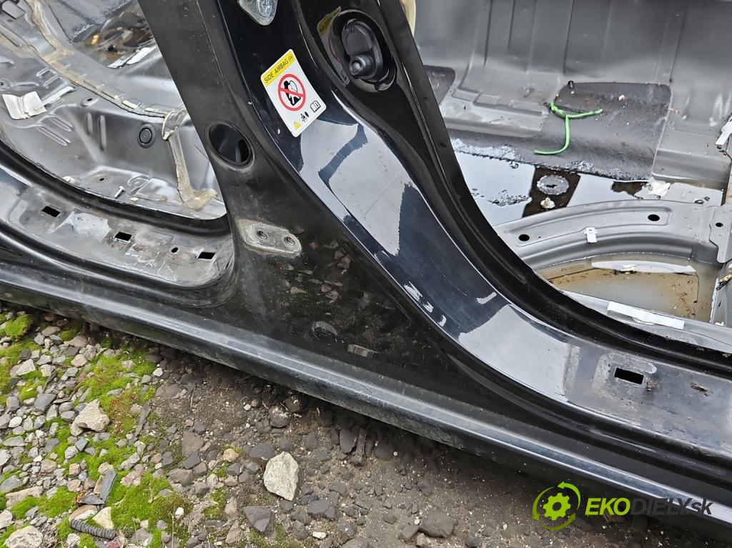 Honda Accord VIII 2008-2015 2.0 VTEC 156 hp automatic 115 kW 1997 cm3 4- práh pravý  (Ostatní)