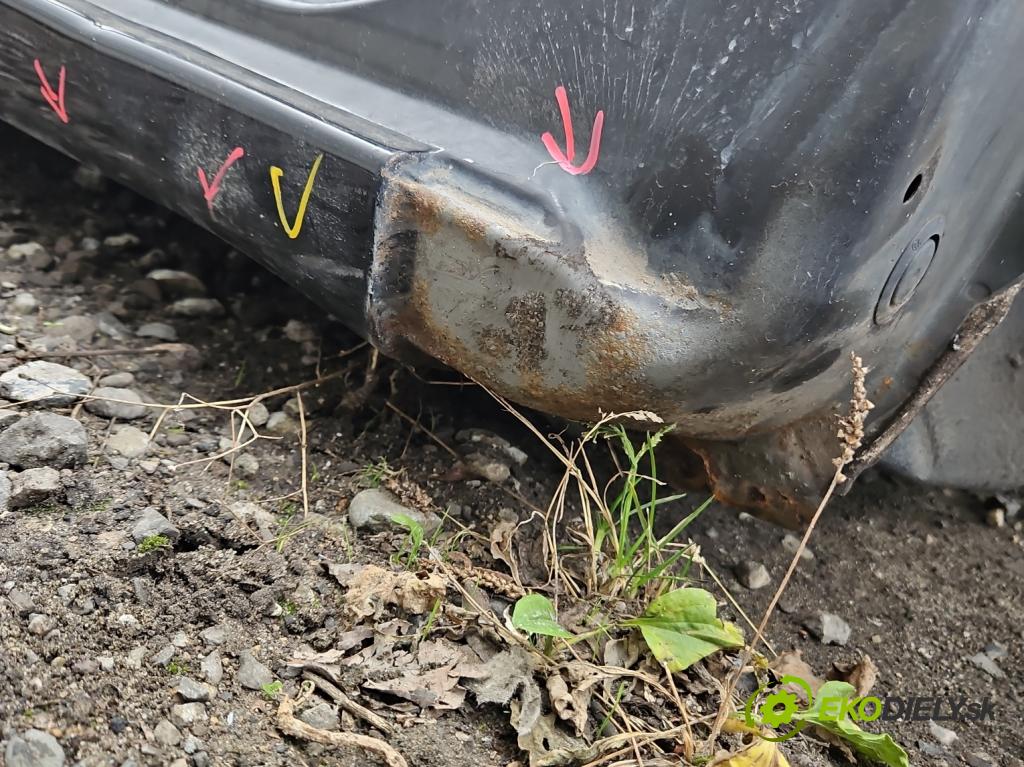 Honda Accord VIII 2008-2015 2.0 VTEC 156 hp automatic 115 kW 1997 cm3 4- práh pravý  (Ostatní)