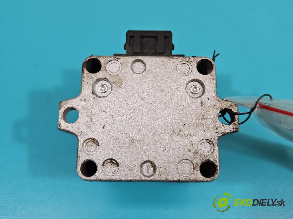 Vw Golf III 1991-1998 1.6 75 HP manual 55 kW 1598 cm3 3- cievka zapaľovacia  (Zapaľovacie cievky, moduly)