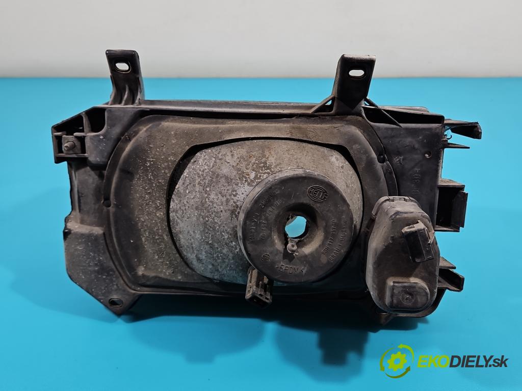 Vw Transporter T4 1990-2003 1.9 TD 68 HP manual 50 kW 1896 cm3 5- Reflektor: pravý  (Pravé)