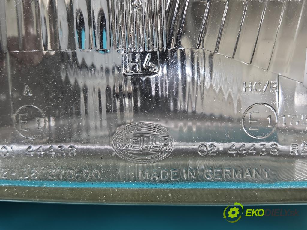 Vw Transporter T4 1990-2003 1.9 TD 68 HP manual 50 kW 1896 cm3 5- Reflektor: pravý  (Pravé)