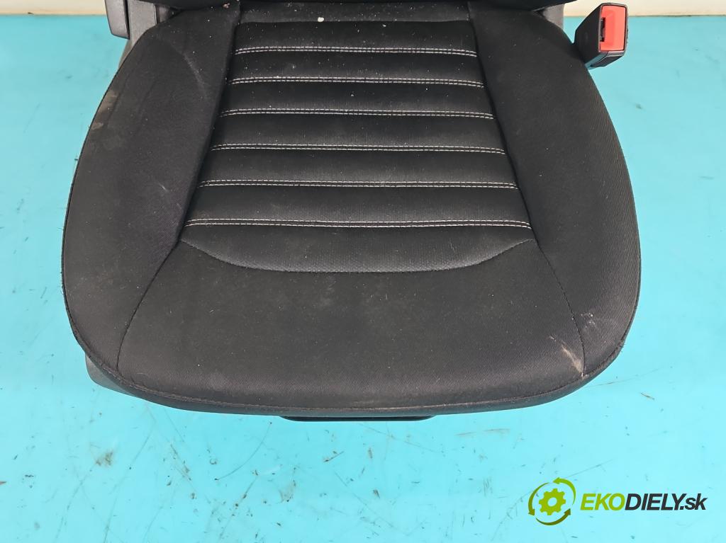 Ford Mondeo Mk5 2014-2022 2.0 tdci 150 HP manual 110,3 kW 1997 cm3 5- Sedačka pravý  (Sedačky, sedadlá)
