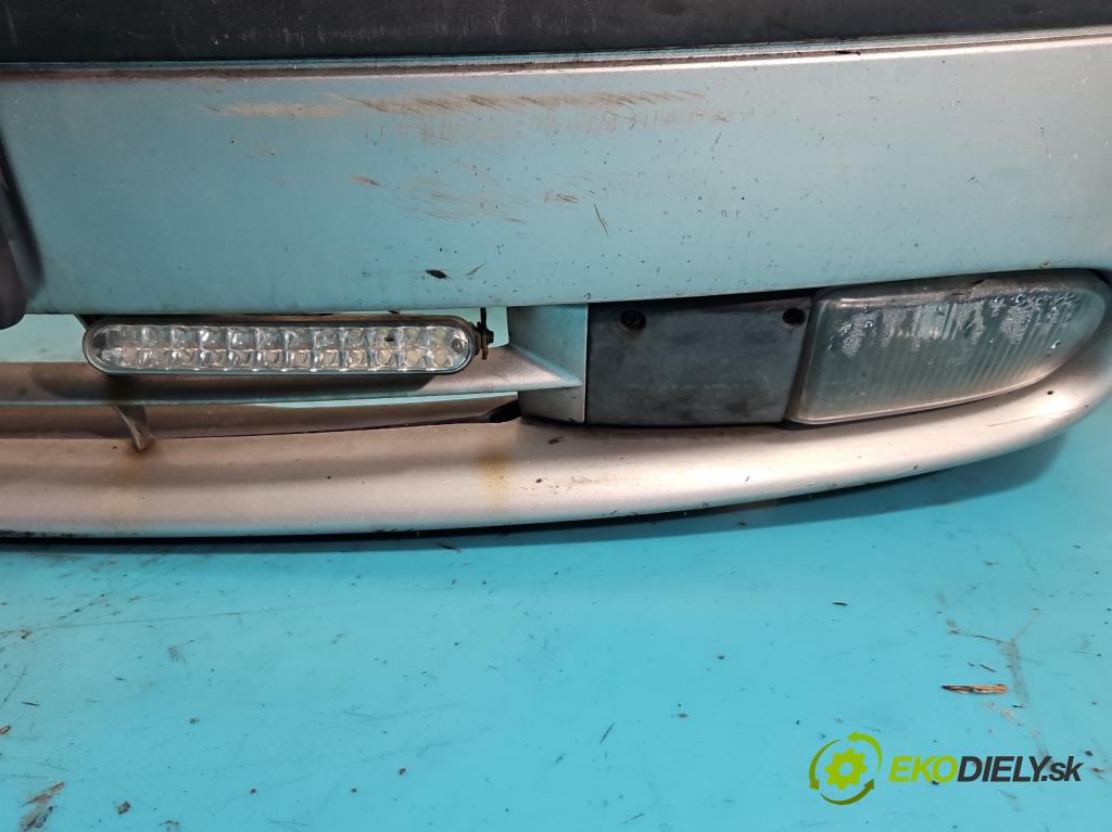Renault Espace III 1997-2003 2.2 td 111KM manual 82 kW 2188 cm3 5- nárazník přední  (Ostatné)