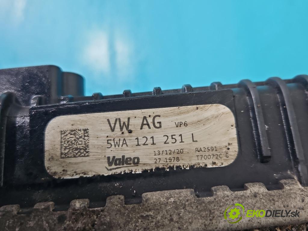 Vw Caddy IV 2020- 2.0 tdi 122 hp manual 90 kW 1968 cm3 5- Chladič vody 5WA121251L (Chladiče vody)