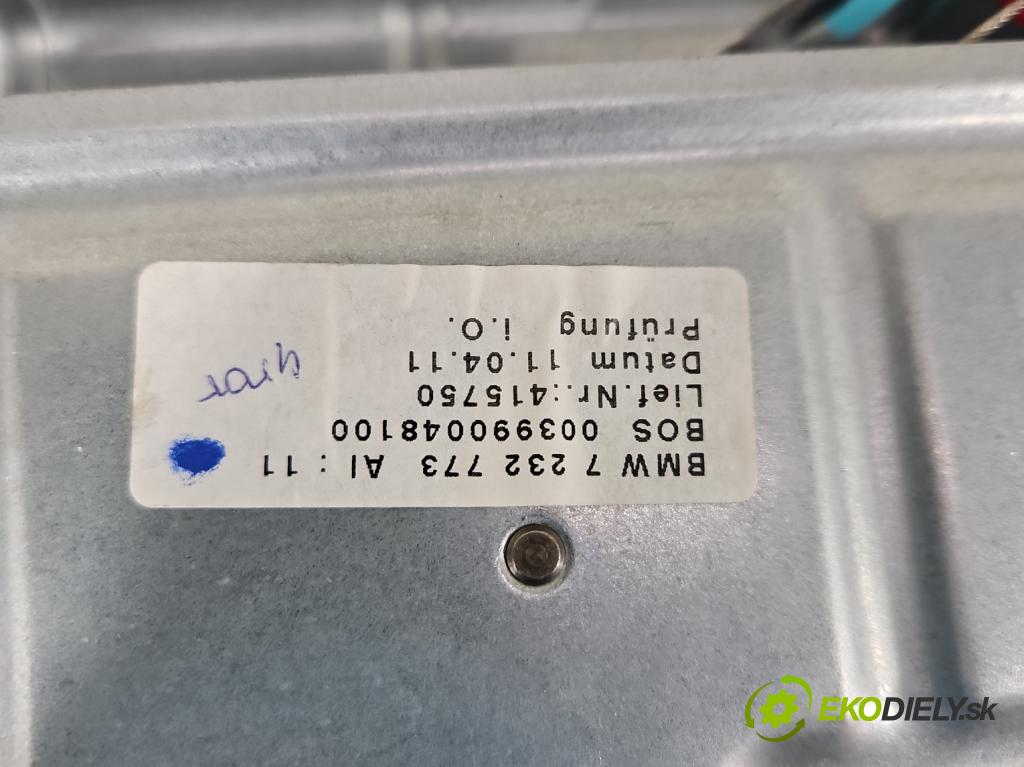 Bmw 5 F10 2010-2017 3.0d 258 HP automatic 190 kW 2993 cm3 5- roleta 7232773 (Rolety kufra)