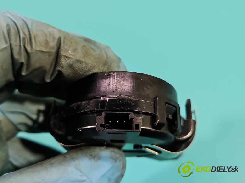 Bmw 5 F10 2010-2017 3.0d 258 HP automatic 190 kW 2993 cm3 5- snímač déšť: 9234087-01 (Snímače dažďa)