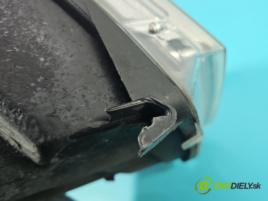 Ford Fusion 1.4 16V 80 HP manual 59 kW 1388 cm3 5- Reflektor: pravý (Pravé)