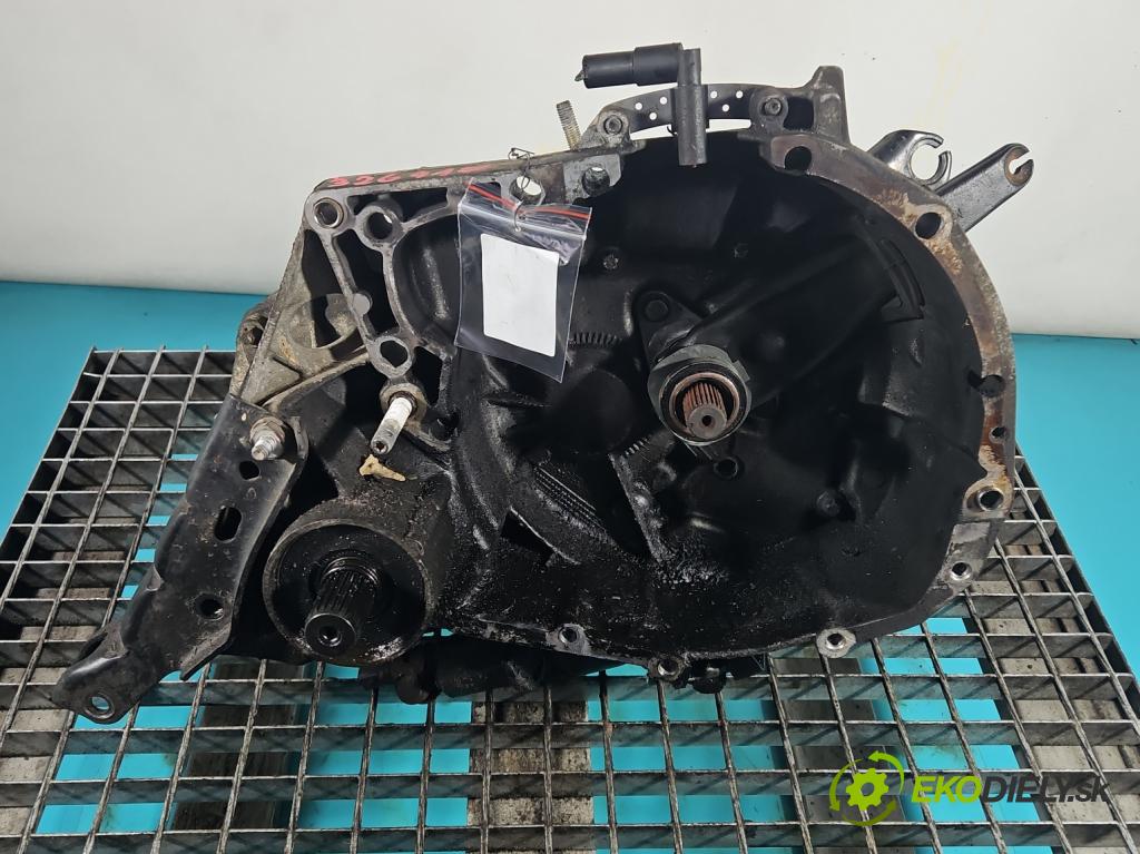 Renault Scenic I 1996-2003 2.0 16V 139 HP manual 102 kW 1998 cm3 5- prevodovka stupeň,rýchlosť manual JC5090