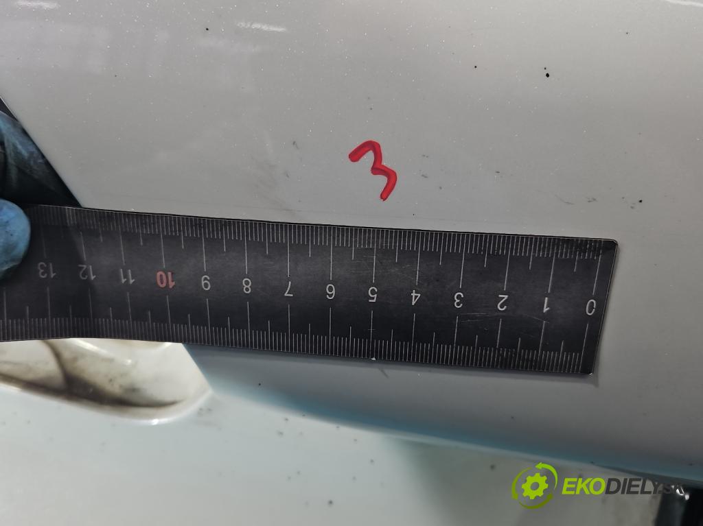 Peugeot 2008 I 2013-2019 1.6 hdi 114 hp manual 84 kW 1560 cm3 5- zadní kufrové dveře  (Zadní kapoty)