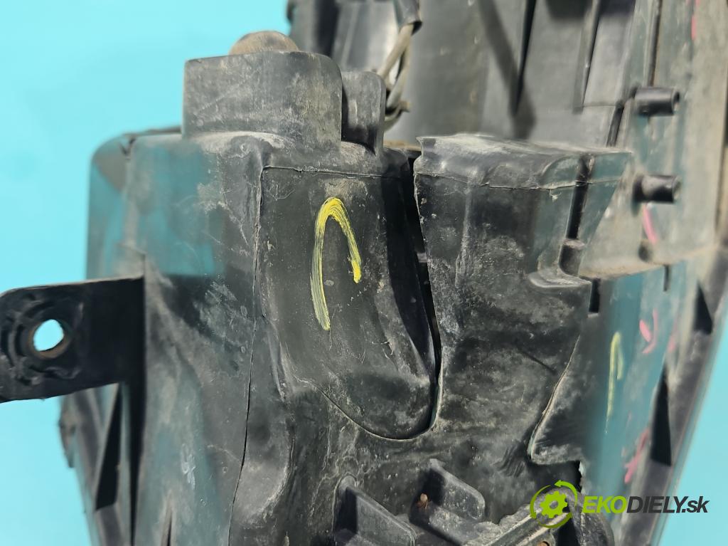 Subaru Tribeca 2005-2014 3.6 V6 automatic 256 kW 3630 cm3 5- Reflektor: pravý  (Pravé)