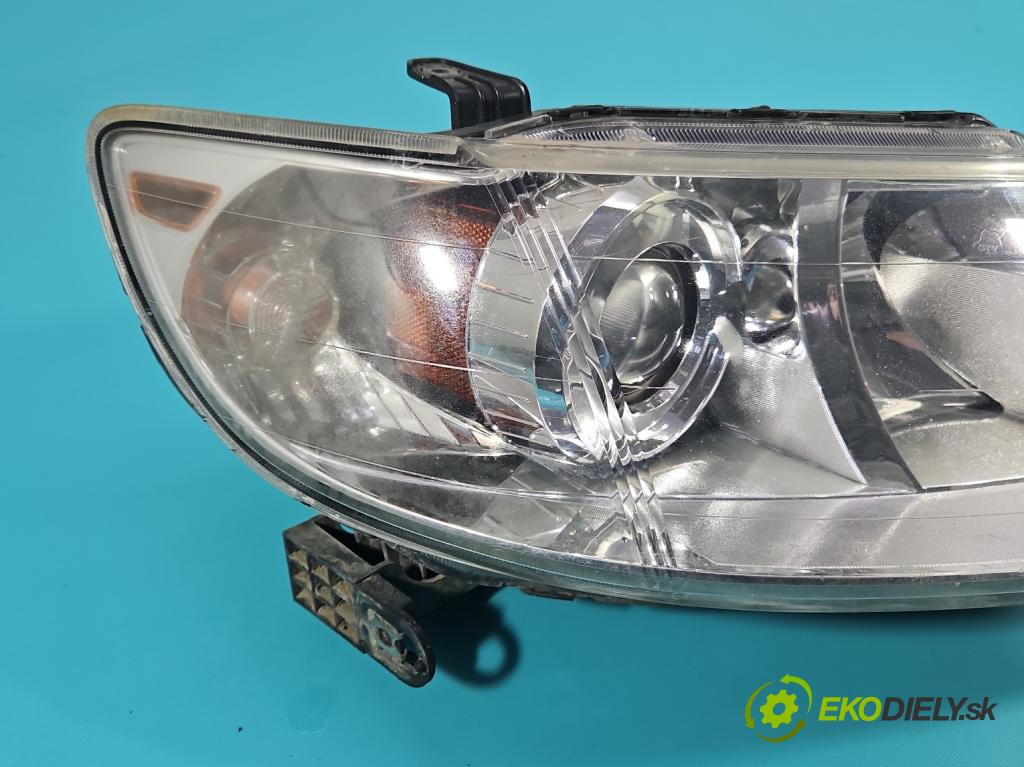 Subaru Tribeca 2005-2014 3.6 V6 automatic 256 kW 3630 cm3 5- Reflektor: pravý  (Pravé)