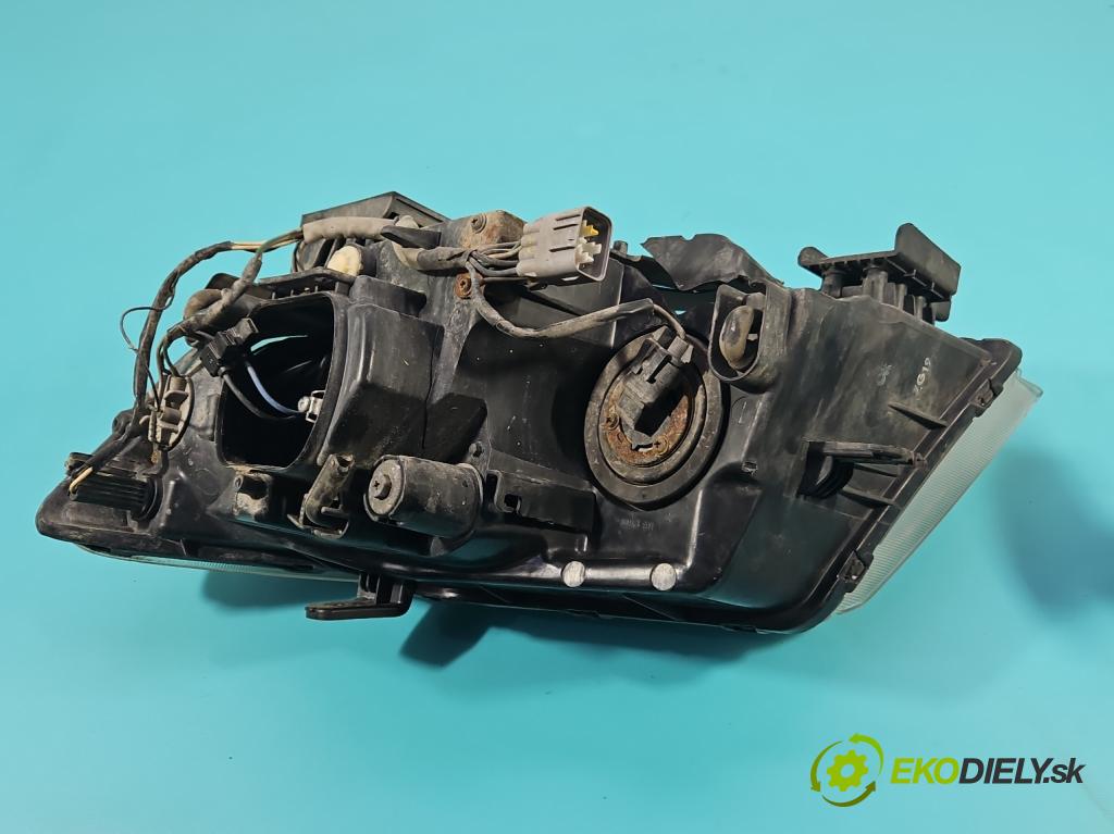 Subaru Tribeca 2005-2014 3.6 V6 automatic 256 kW 3630 cm3 5- Reflektor: pravý  (Pravé)