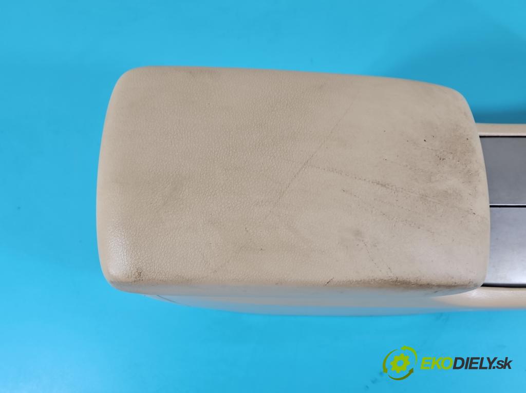 Subaru Tribeca 2005-2014 3.6 V6 automatic 256 kW 3630 cm3 5- operadlo 92174XA00A (Lakťové opierky)