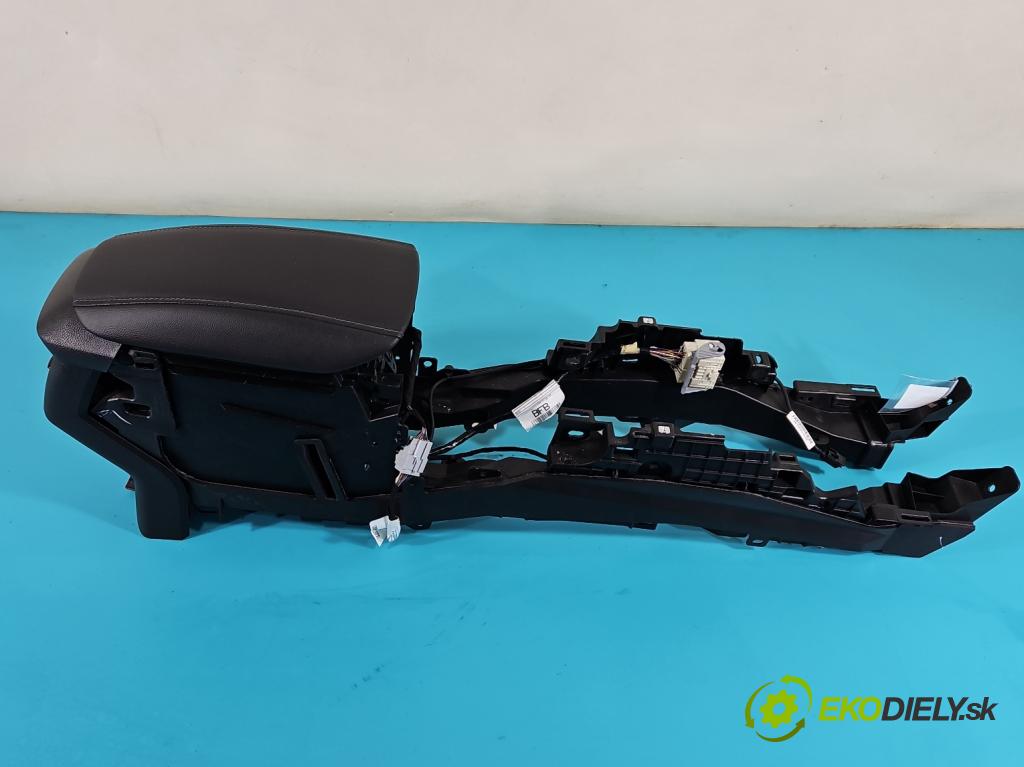 Ford Mondeo Mk5 2014-2022 2.0 tdci 150 HP manual 110,3 kW 1997 cm3 5- operadlo  (Lakťové opierky)