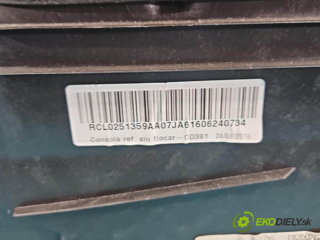 Ford Mondeo Mk5 2014-2022 2.0 tdci 150 HP manual 110,3 kW 1997 cm3 5- operadlo  (Lakťové opierky)