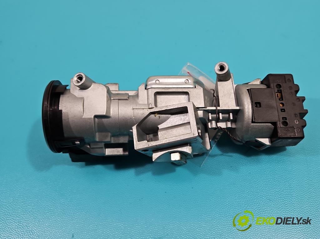 Ford Mondeo Mk5 2014-2022 2.0 tdci 150 HP manual 110,3 kW 1997 cm3 5- Spínačka 3M51-3F880-AE (Spínacie skrinky a kľúče)