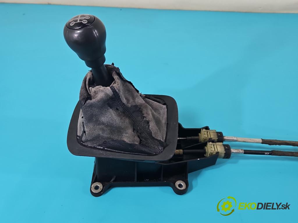 Opel Zafira A 1999-2005 2.0 dti 101 HP manual 74 kW 1995 cm3 5- Páka: Změny: stupeň,rýchlosť 09138077AT (Rýchlostné páky / kulisy)