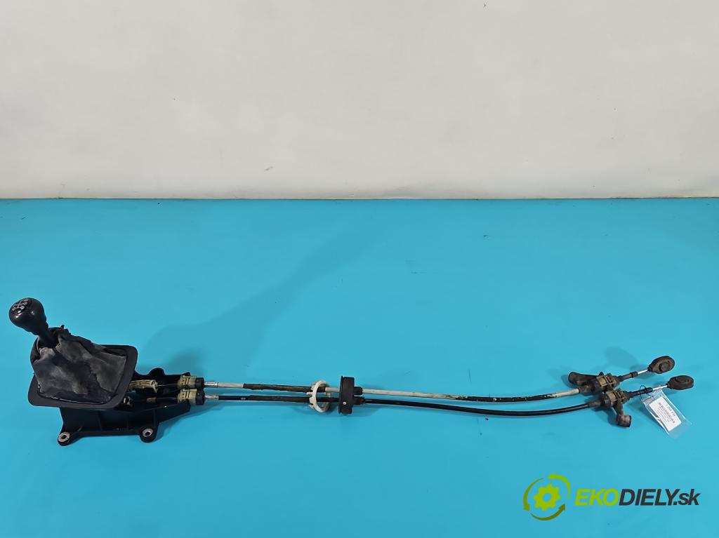 Opel Zafira A 1999-2005 2.0 dti 101 HP manual 74 kW 1995 cm3 5- Páka: Změny: stupeň,rýchlosť 09138077AT (Rýchlostné páky / kulisy)