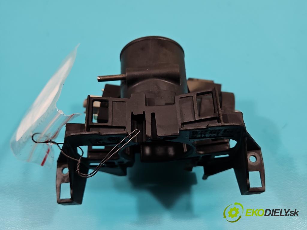 Opel Zafira A 1999-2005 2.0 dti 101 HP manual 74 kW 1995 cm3 5- Spínačka  (Spínacie skrinky a kľúče)