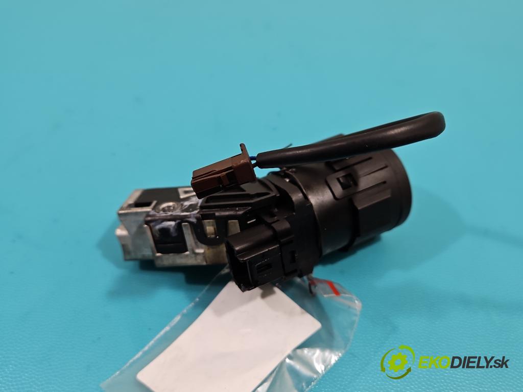 Peugeot 2008 I 2013-2019 1.6 hdi 114 HP manual 84 kW 1560 cm3 5- Spínačka  (Spínacie skrinky a kľúče)