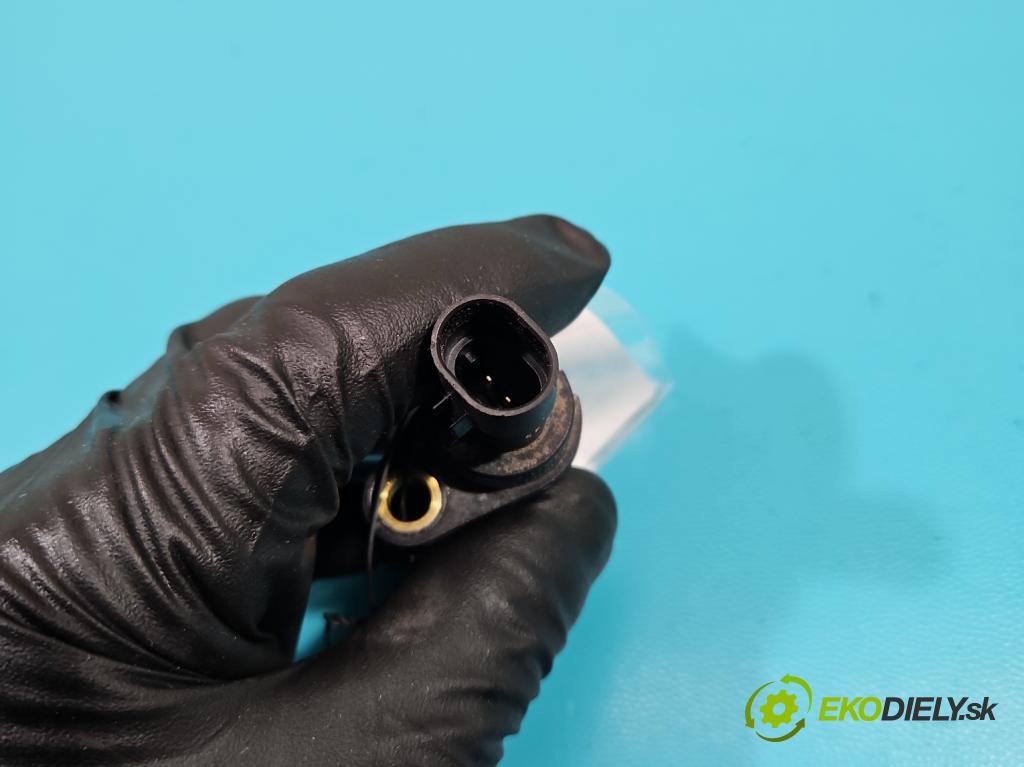 Fiat Tipo II 2015- 1.4 16V 95 hp manual 70 kW 1368 cm3 5- snímač pozice: hřídel klikový 0261210238 (Snímače polohy kliky, vačky)