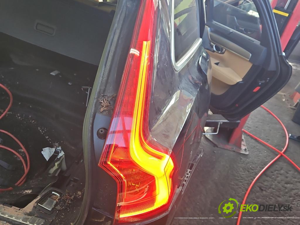 Volvo V90 2016- 2.0 D5 235 hp automatic 173 kW 1969 cm3 5- světlo zadní pravé 31656782 (Ostatné)