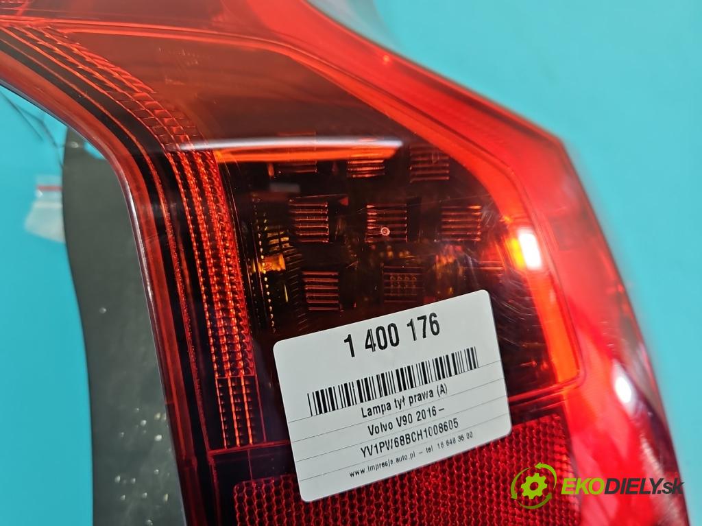 Volvo V90 2016- 2.0 D5 235 hp automatic 173 kW 1969 cm3 5- světlo zadní pravé 31656782 (Ostatné)