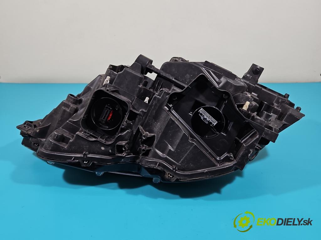 Volvo V90 2016- 2.0 D5 235 HP automatic 173 kW 1969 cm3 5- Reflektor: pravý 31386165 (Pravé)