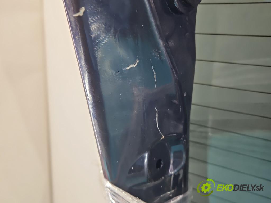 Bmw 5 F10 2010-2017 3.0d 258 hp automatic 190 kW 2993 cm3 5- zadní kufrové dveře  (Zadní kapoty)