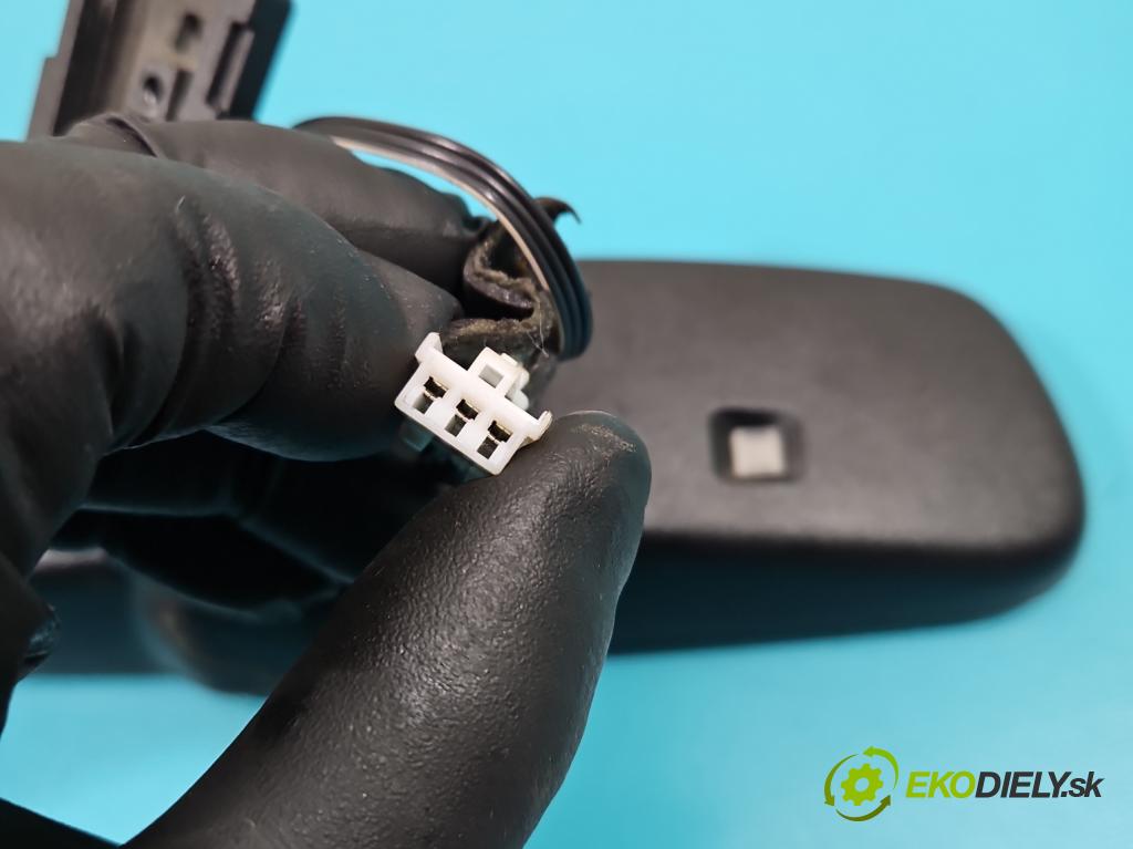 Subaru Tribeca 2005-2014 3.6 V6 automatic 256 kW 3630 cm3 5- zpětné zrcátko vnitřní  (Světla vnitřní)