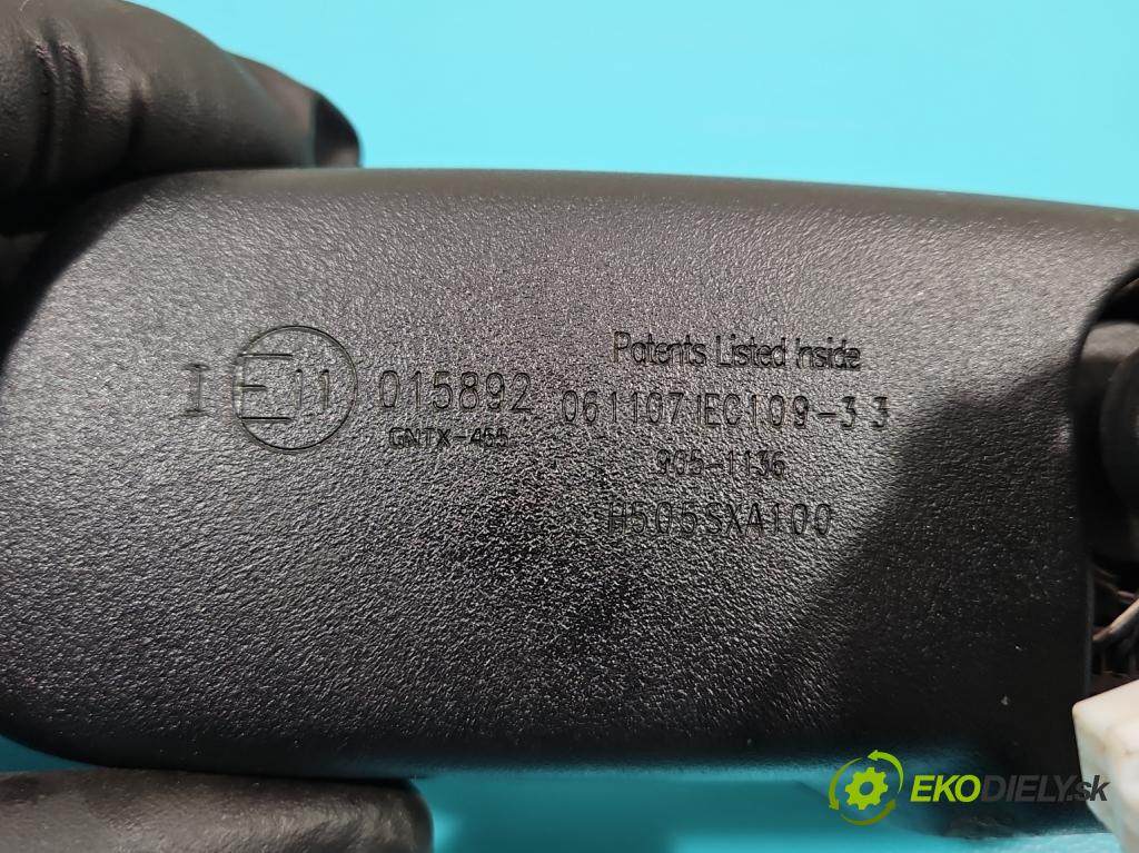 Subaru Tribeca 2005-2014 3.6 V6 automatic 256 kW 3630 cm3 5- zpětné zrcátko vnitřní  (Světla vnitřní)