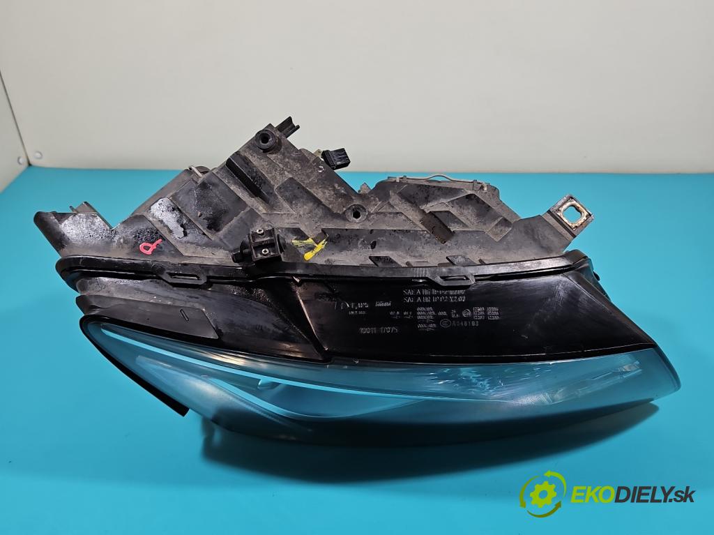 Audi Q5 2008-2016 2.0 TFSI 211KM manual 155 kW 1984 cm3 5- Reflektor: pravý 8R0941004AF (Pravé)