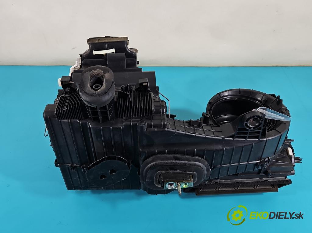 Ford Mondeo Mk5 2014-2022 2.0 tdci 150 hp manual 110,3 kW 1997 cm3 5- radiátor EG9H-19B555-GD (Radiátory topení)