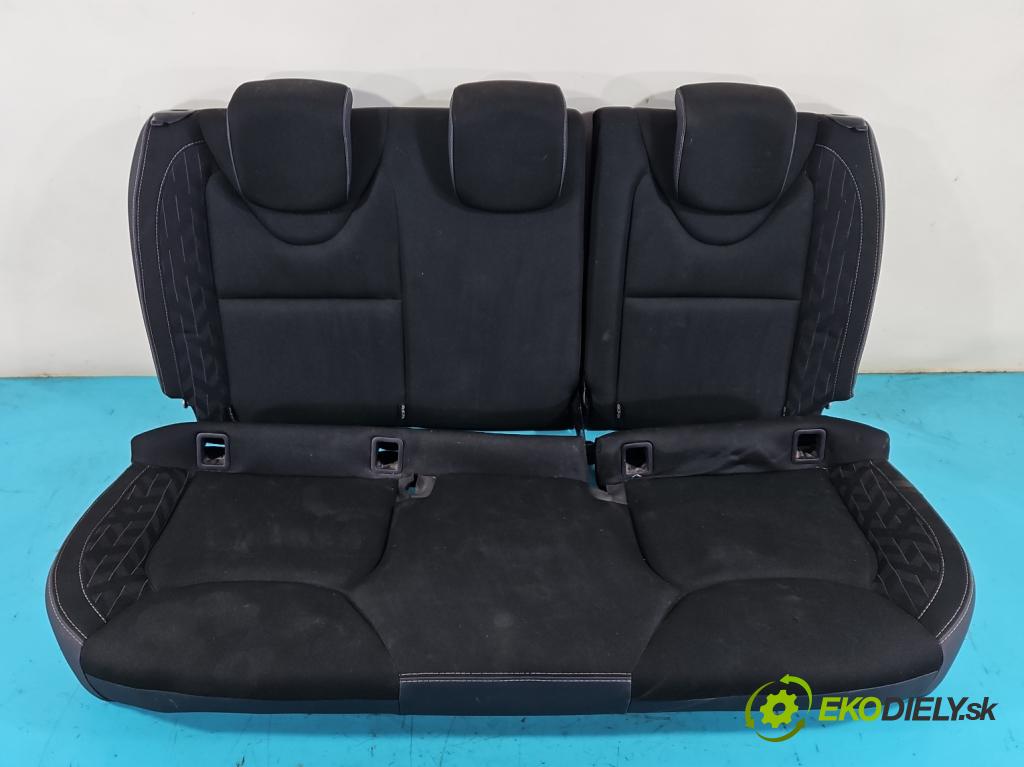 Renault Clio IV 2012-2020 0.9 T 90 HP manual 66 kW 898 cm3 5- Pohovka: zadné  (Sedačky, sedadlá)
