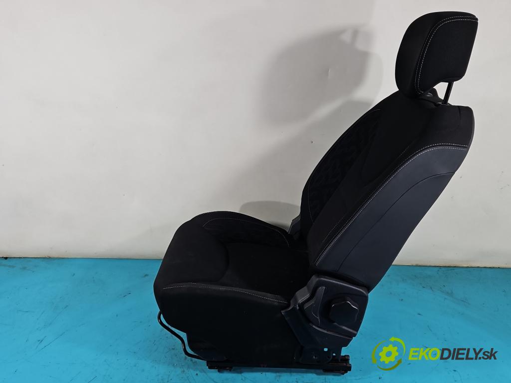 Renault Clio IV 2012-2020 0.9 T 90 HP manual 66 kW 898 cm3 5- Sedačka pravý  (Sedačky, sedadlá)