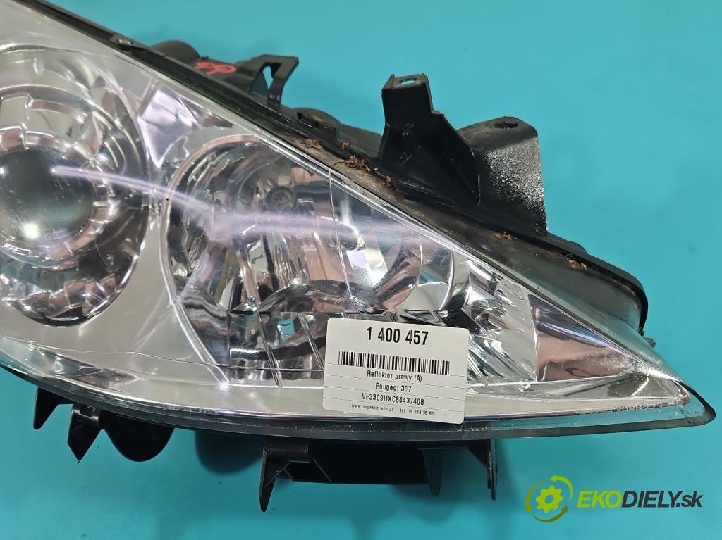 Peugeot 307 1.6 hdi 90 HP manual 66,2 kW 1560 cm3 5- Reflektor: pravý  (Pravé)